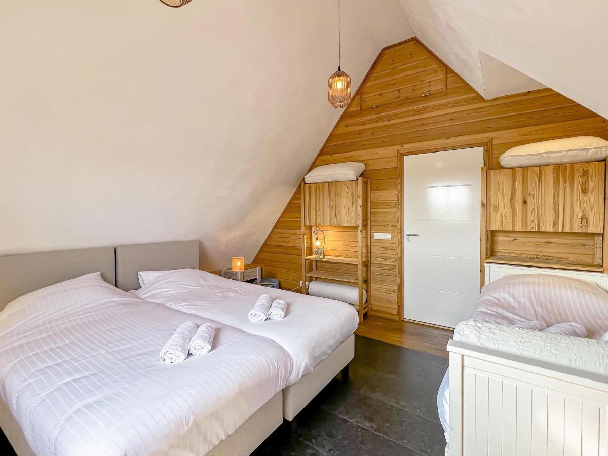 Beautiful Holiday Home With Private Terrace Kropswolde 外观 照片